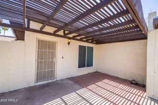 Photo #4: 6686942 Listing