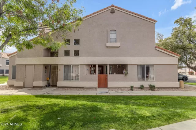 MLS: 6686979 Condo For Sale