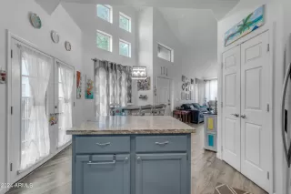 Photo #4: 6686979 Listing 