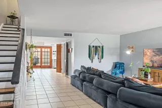 Photo #2: 6687053 Listing