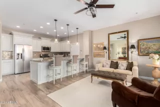 Photo #6: 6687136 Listing 