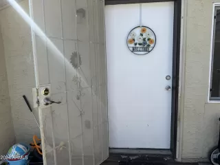 Photo #3: 6687258 Listing