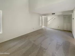 Photo #2: 6687328 Listing 