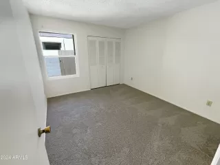 Photo #4: 6687328 Listing 