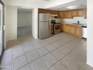 Photo #6: 6687328 Listing 