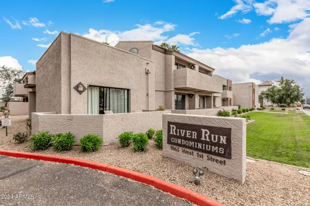 MLS: 6687479 Condo For Sale