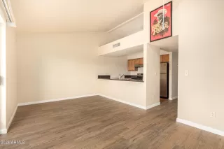 Photo #2: 6687479 Listing