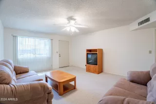 Photo #2: 6687577 Listing 