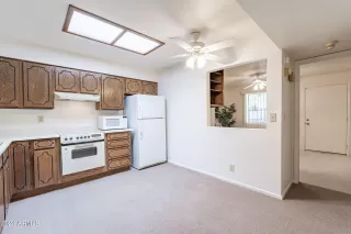 Photo #5: 6687577 Listing 