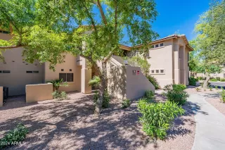 Photo #2: 6687799 Listing