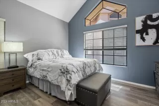 Photo #5: 6687945 Listing 