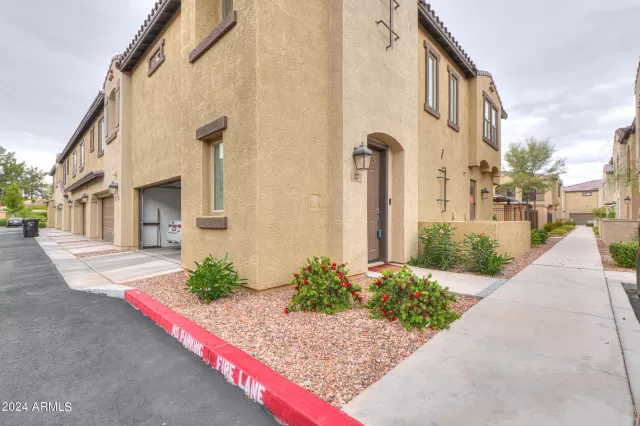 MLS: 6687957 Condo For Sale