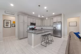 Photo #4: 6687957 Listing 