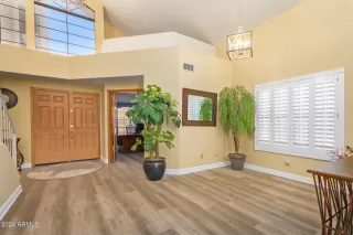 Photo #5: 6688375 Listing