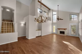 Photo #1: 6688681 Listing