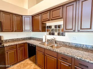 Photo #2: 6688972 Listing