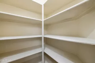 Photo #6: 6689183 Listing