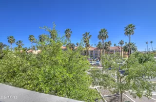 Photo #5: 6689265 Listing 