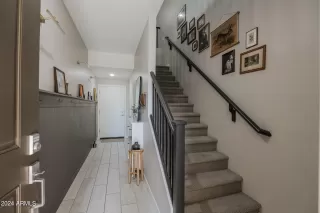 Photo #3: 6689277 Listing