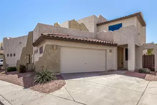 Photo #2: 6689545 Listing 