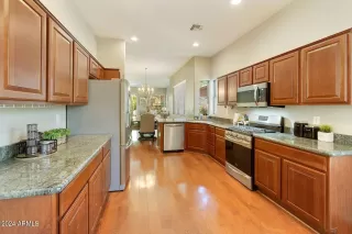 Photo #6: 6689665 Listing 