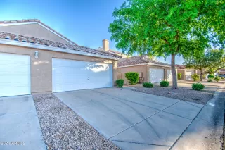 Photo #2: 6689703 Listing