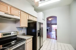 Photo #5: 6689703 Listing