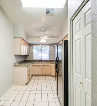 Photo #6: 6689703 Listing