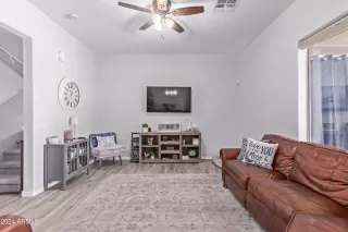 Photo #3: 6690028 Listing 