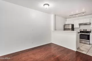 Photo #4: 6690029 Listing 