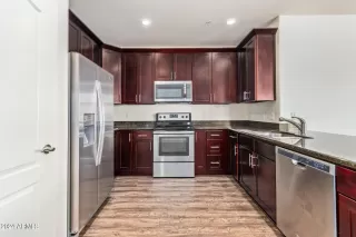 Photo #4: 6690045 Listing