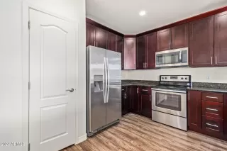 Photo #6: 6690045 Listing