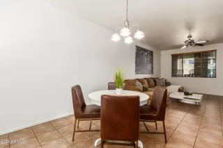 Photo #5: 6690082 Listing