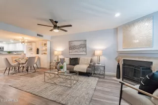 Photo #4: 6690127 Listing