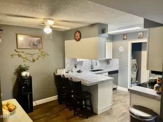 Photo #2: 6690174 Listing 