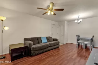 Photo #6: 6690186 Listing