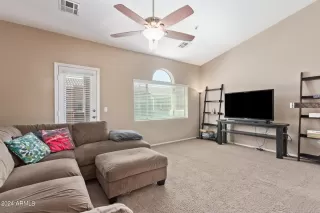 Photo #6: 6690506 Listing 