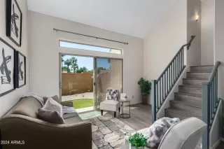 Photo #2: 6690765 Listing