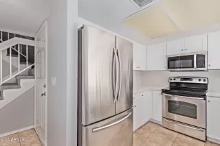 Photo #6: 6691012 Listing 