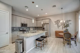 Photo #1: 6691053 Listing 