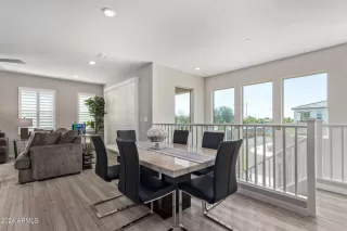 Photo #3: 6691140 Listing