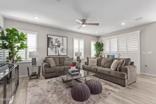 Photo #5: 6691140 Listing