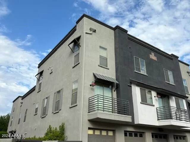 MLS: 6691284 Condo For Sale