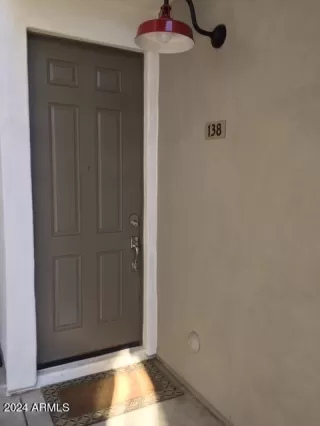 Photo #2: 6691284 Listing