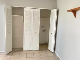 Photo #6: 6691397 Listing