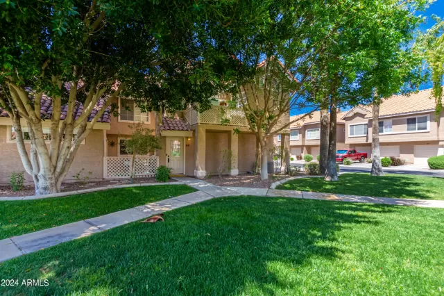 MLS: 6691646 Condo For Sale