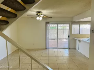 Photo #5: 6692025 Listing 