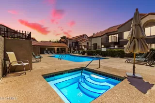 Photo #3: 6692267 Listing