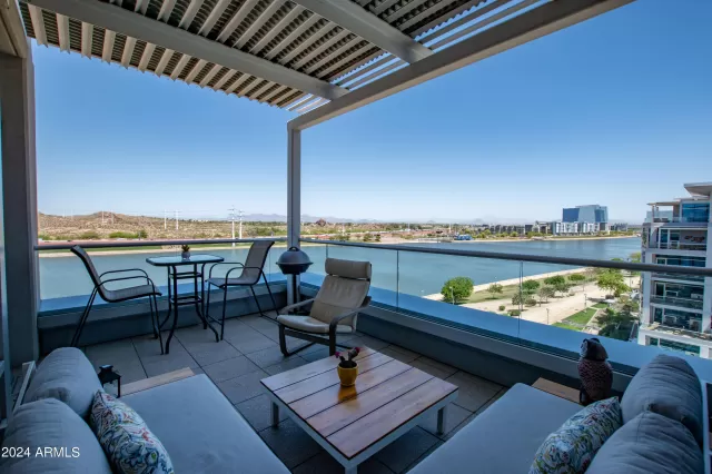 MLS: 6692621 Condo For Sale