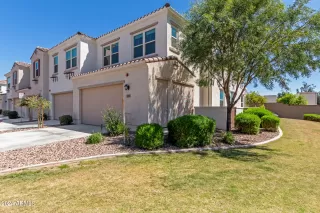 Photo #6: 6692783 Listing